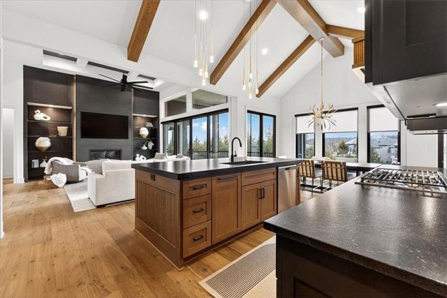 5818 N Lucerne Avenue, Kansas City, MO 64151