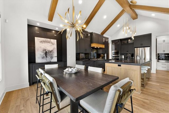 5818 N Lucerne Avenue, Kansas City, MO 64151