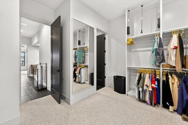 5818 N Lucerne Avenue, Kansas City, MO 64151