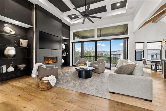 5818 N Lucerne Avenue, Kansas City, MO 64151