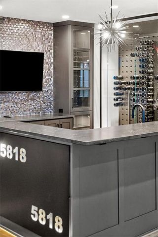 5818 N Lucerne Avenue, Kansas City, MO 64151