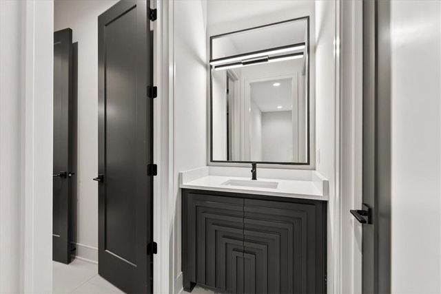 5818 N Lucerne Avenue, Kansas City, MO 64151