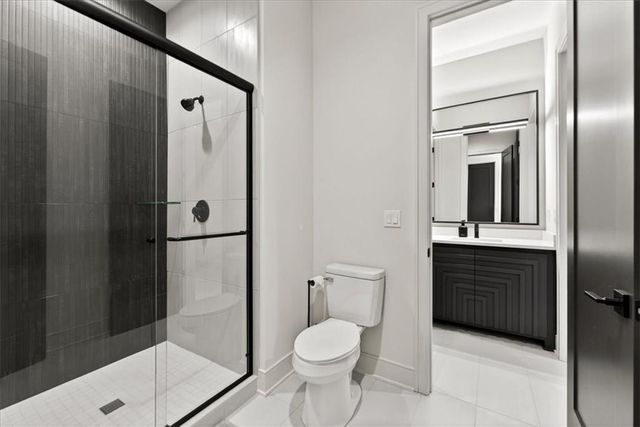 5818 N Lucerne Avenue, Kansas City, MO 64151