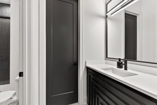 5818 N Lucerne Avenue, Kansas City, MO 64151