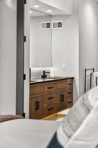 5818 N Lucerne Avenue, Kansas City, MO 64151