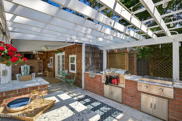 2737 Warlick Drive, Wilmington, NC 28409