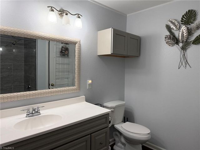 1620 Plesney Way, Winston-salem, NC 27103