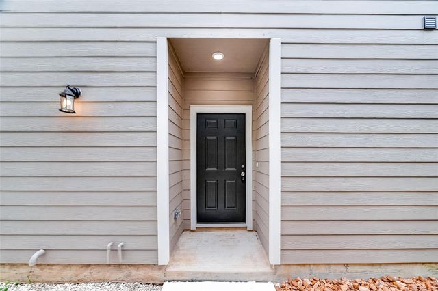 9022 Madera Road A, Houston, TX 77078