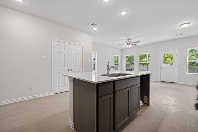9022 Madera Road A, Houston, TX 77078
