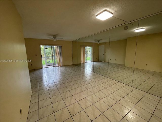 426 NE 210th Cir Ter 103-2, Miami, FL 33179