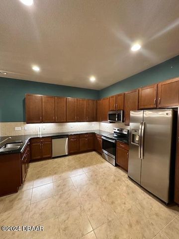 6326 Hanfield Drive, Port Orange, FL 32128