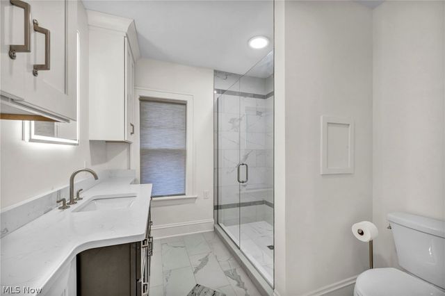 2135 Coventry Road down, Cleveland Heights, OH 44118