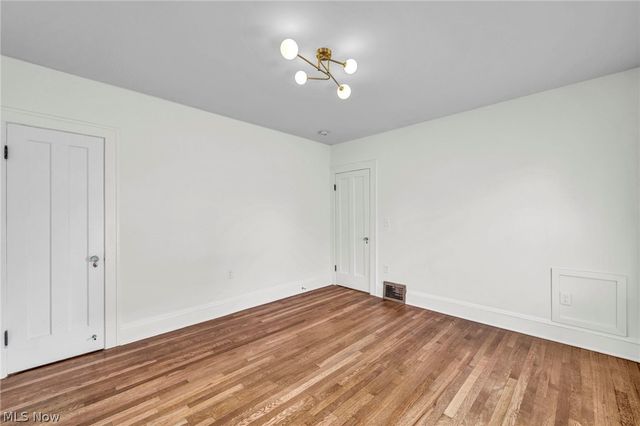 2135 Coventry Road down, Cleveland Heights, OH 44118