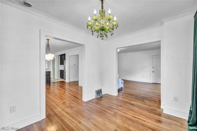 2135 Coventry Road down, Cleveland Heights, OH 44118