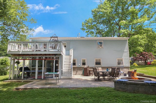414 Philo Street, New Windsor, NY 12553