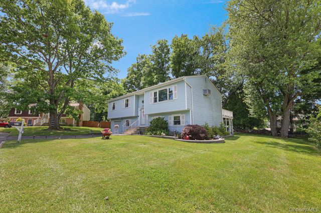 414 Philo Street, New Windsor, NY 12553
