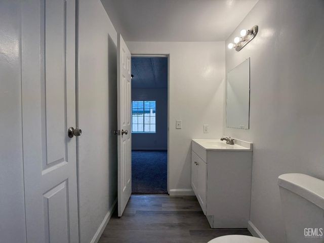 499 Pacheco Road 127, Bakersfield, CA 93307