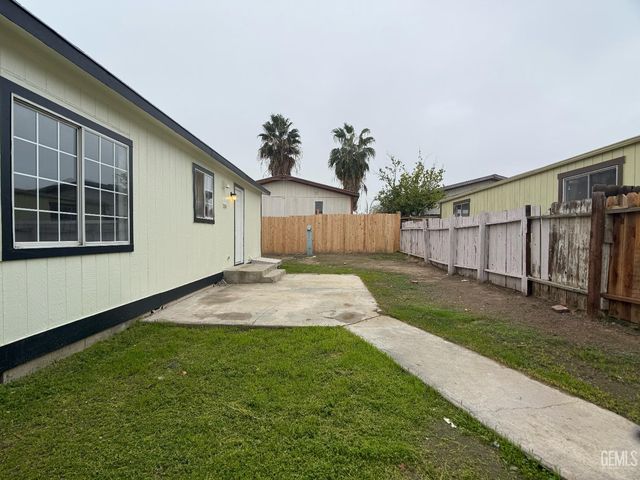 499 Pacheco Road 127, Bakersfield, CA 93307