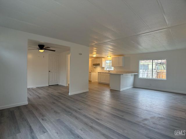 499 Pacheco Road 127, Bakersfield, CA 93307