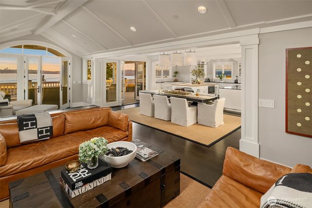 433 11th Avenue W, Kirkland, WA 98033