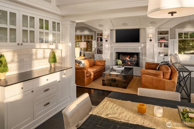 433 11th Avenue W, Kirkland, WA 98033