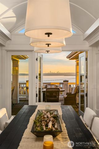 433 11th Avenue W, Kirkland, WA 98033