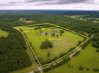 1 Fm 323, Elkhart, TX 75839