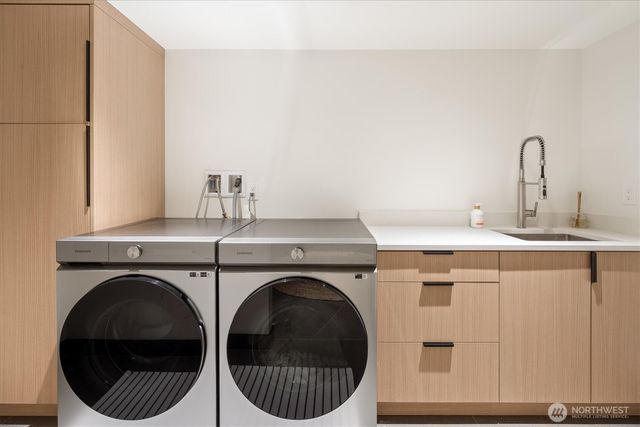 11062 Auburn Avenue S, Seattle, WA 98178