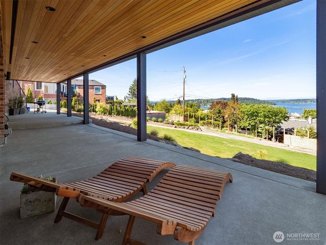 11062 Auburn Avenue S, Seattle, WA 98178