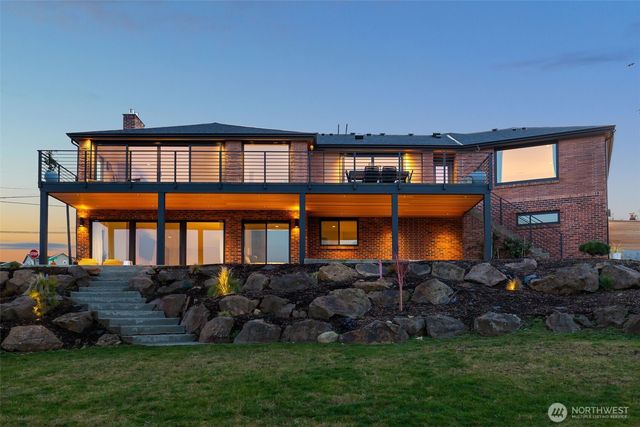 11062 Auburn Avenue S, Seattle, WA 98178