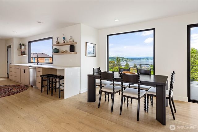 11062 Auburn Avenue S, Seattle, WA 98178