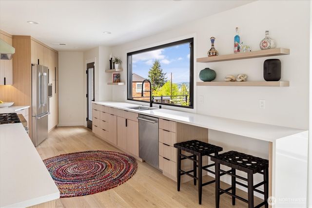 11062 Auburn Avenue S, Seattle, WA 98178