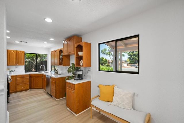 2805 Sykes Court, Santa Clara, CA 95051