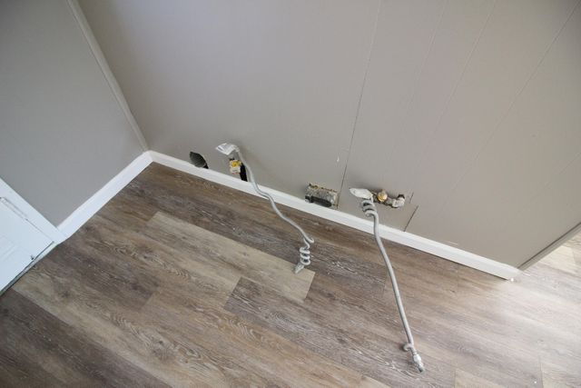 8071 Roosevelt Street, Taylor, MI 48180