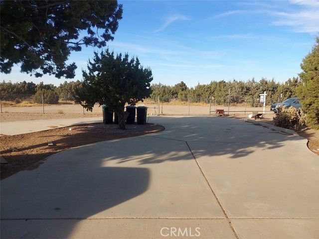 10521 Hollister Road 269, Oak Hills, CA 92344