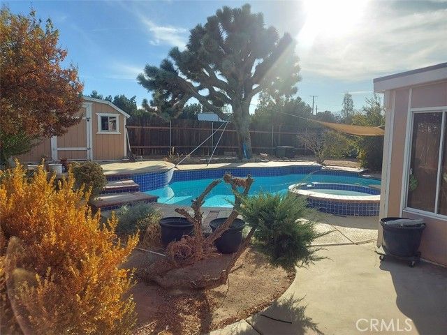 10521 Hollister Road 269, Oak Hills, CA 92344