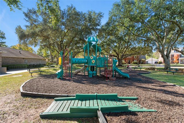 7426 Foxton Place Court, Houston, TX 77095