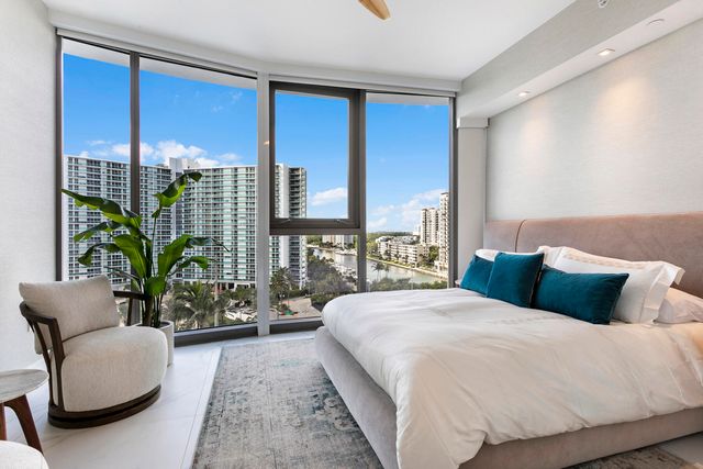 15701 Collins Avenue 701, Sunny Isles Beach, FL 33160