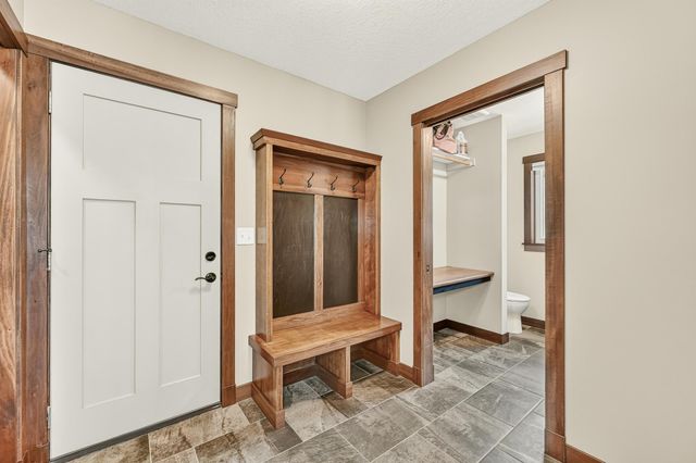 855 Grand Ridge Drive NE, Byron, MN 55920