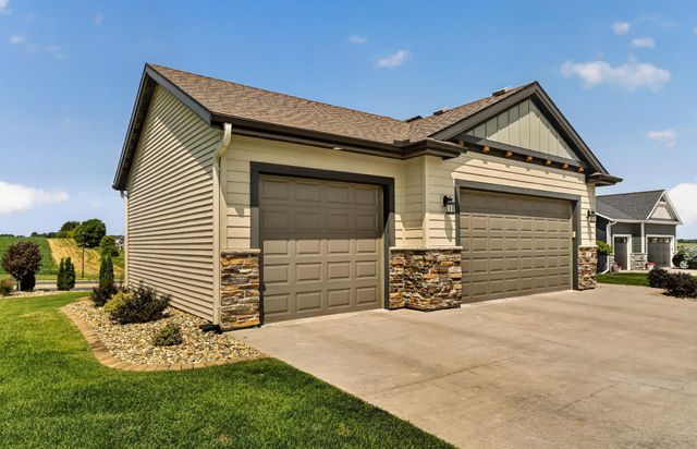 855 Grand Ridge Drive NE, Byron, MN 55920