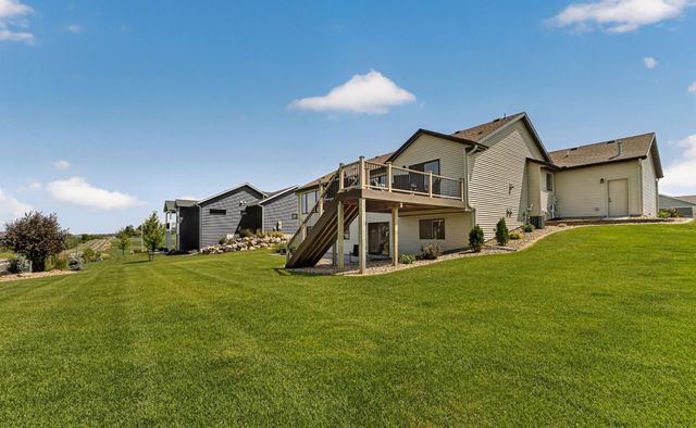 855 Grand Ridge Drive NE, Byron, MN 55920