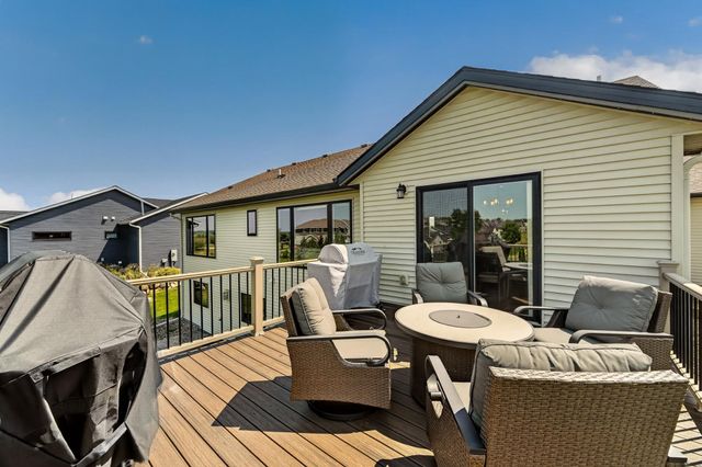 855 Grand Ridge Drive NE, Byron, MN 55920