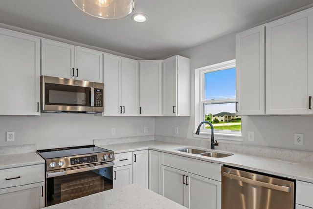 N6285 Blarney Stone Drive, Albany, WI 53520