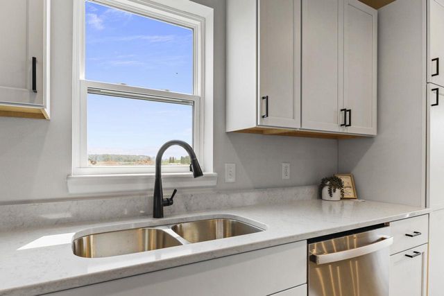 N6285 Blarney Stone Drive, Albany, WI 53520