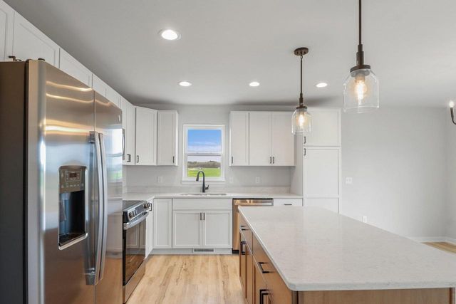 N6285 Blarney Stone Drive, Albany, WI 53520