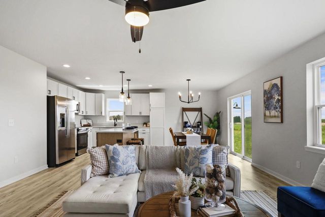 N6285 Blarney Stone Drive, Albany, WI 53520