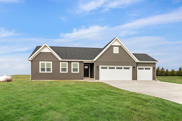 N6285 Blarney Stone Drive, Albany, WI 53520