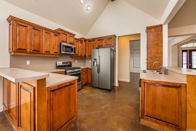 3383 Henderson Road, England, AR 72046