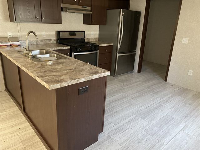 11809 pinewood, Wolcott, NY 14590