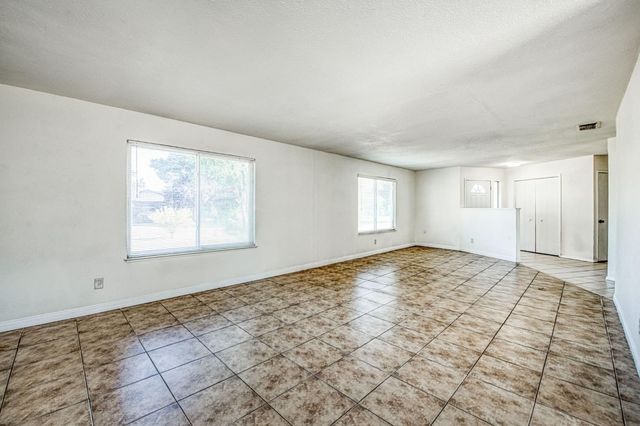 2335 W Cornell Avenue, Fresno, CA 93705